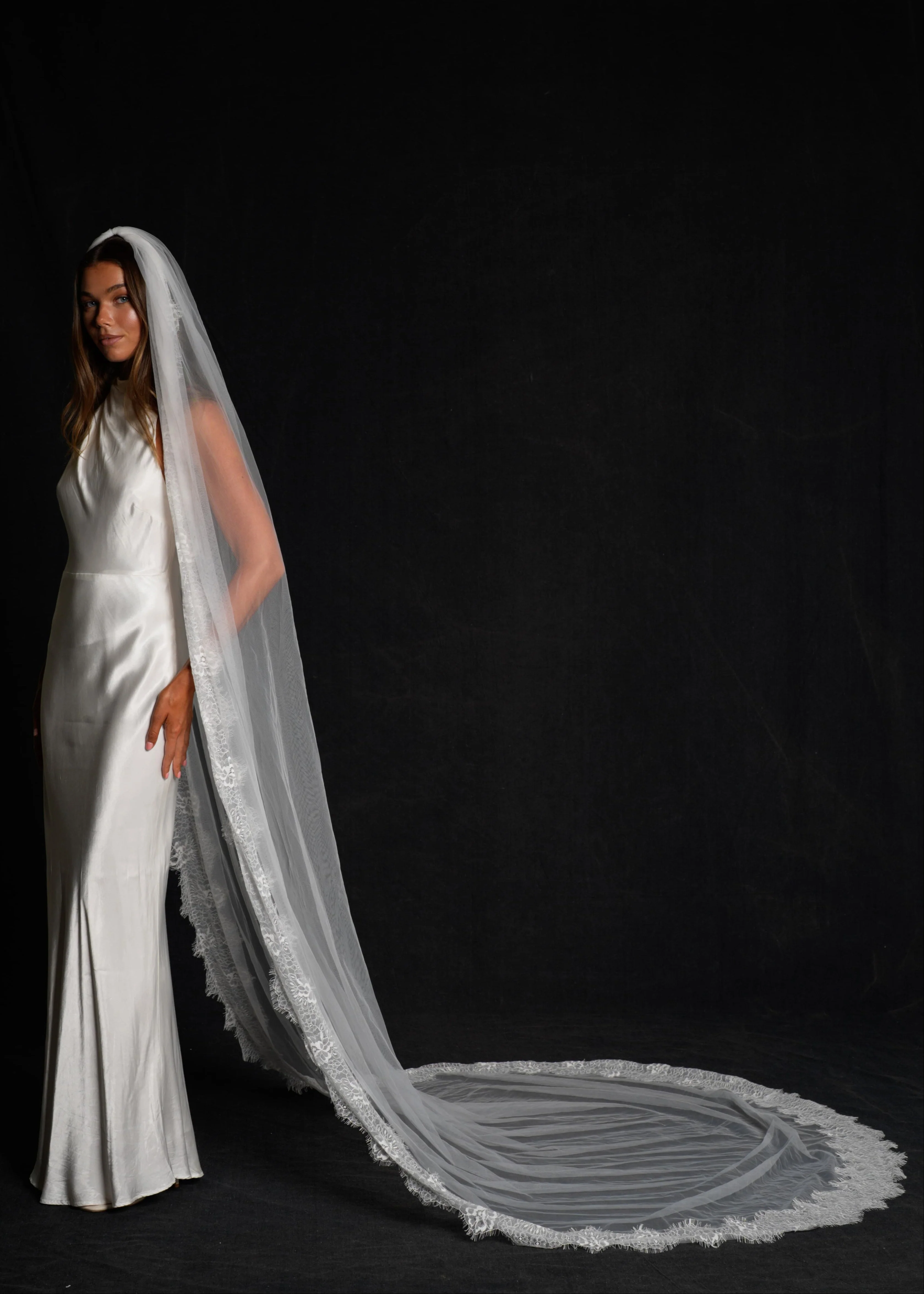 Lace Veil, Single Tier, Cathedral Length - Image 11