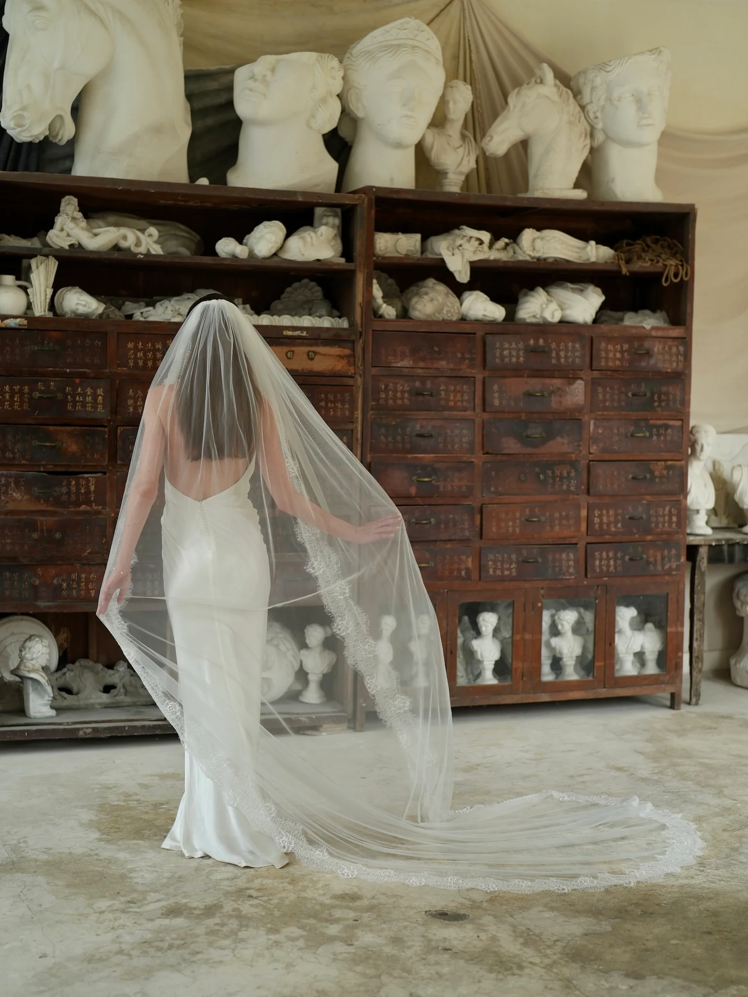 Lace Veil, Single Tier, Cathedral Length - Image 6