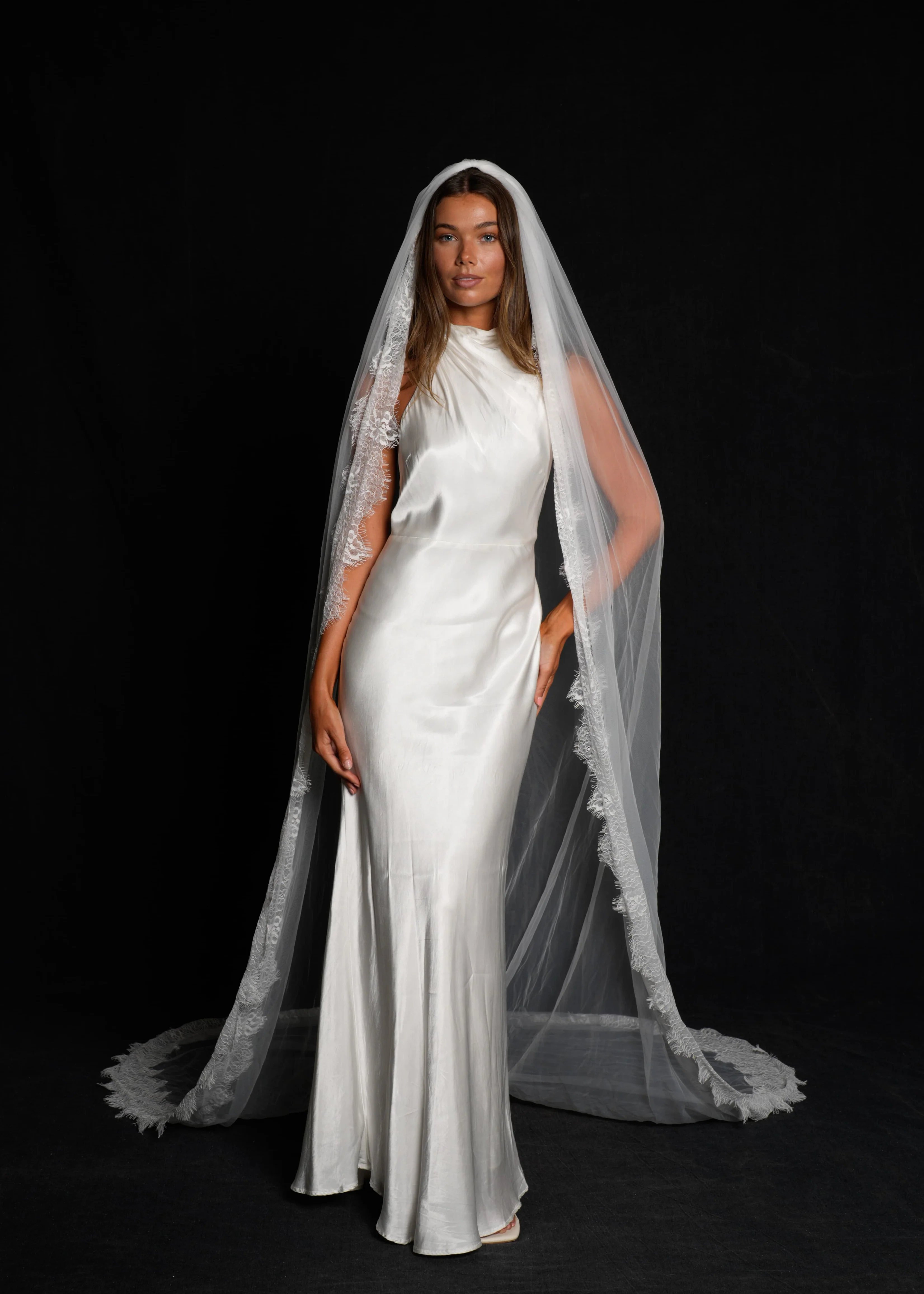 Lace Veil, Single Tier, Cathedral Length - Image 9