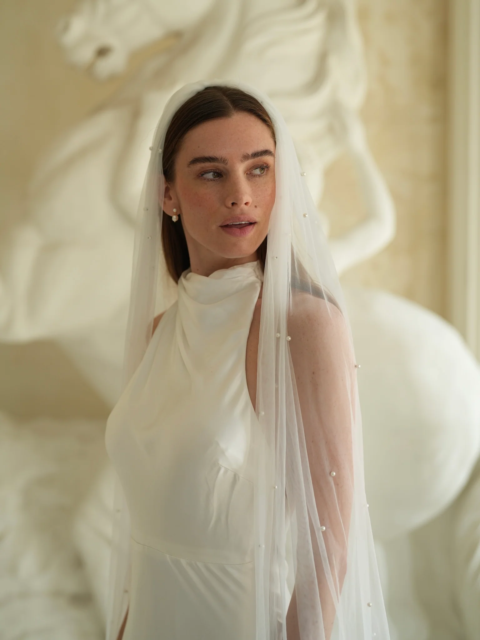 Pearl Veil, Single Tier, Cathedral Length - Image 10