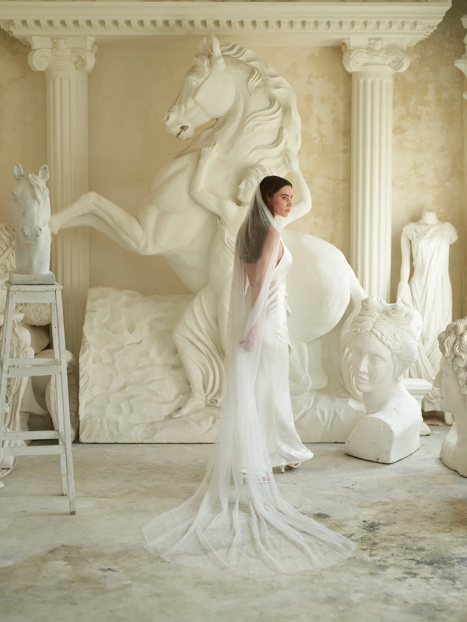 Pearl Veil, Single Tier, Cathedral Length - Image 8