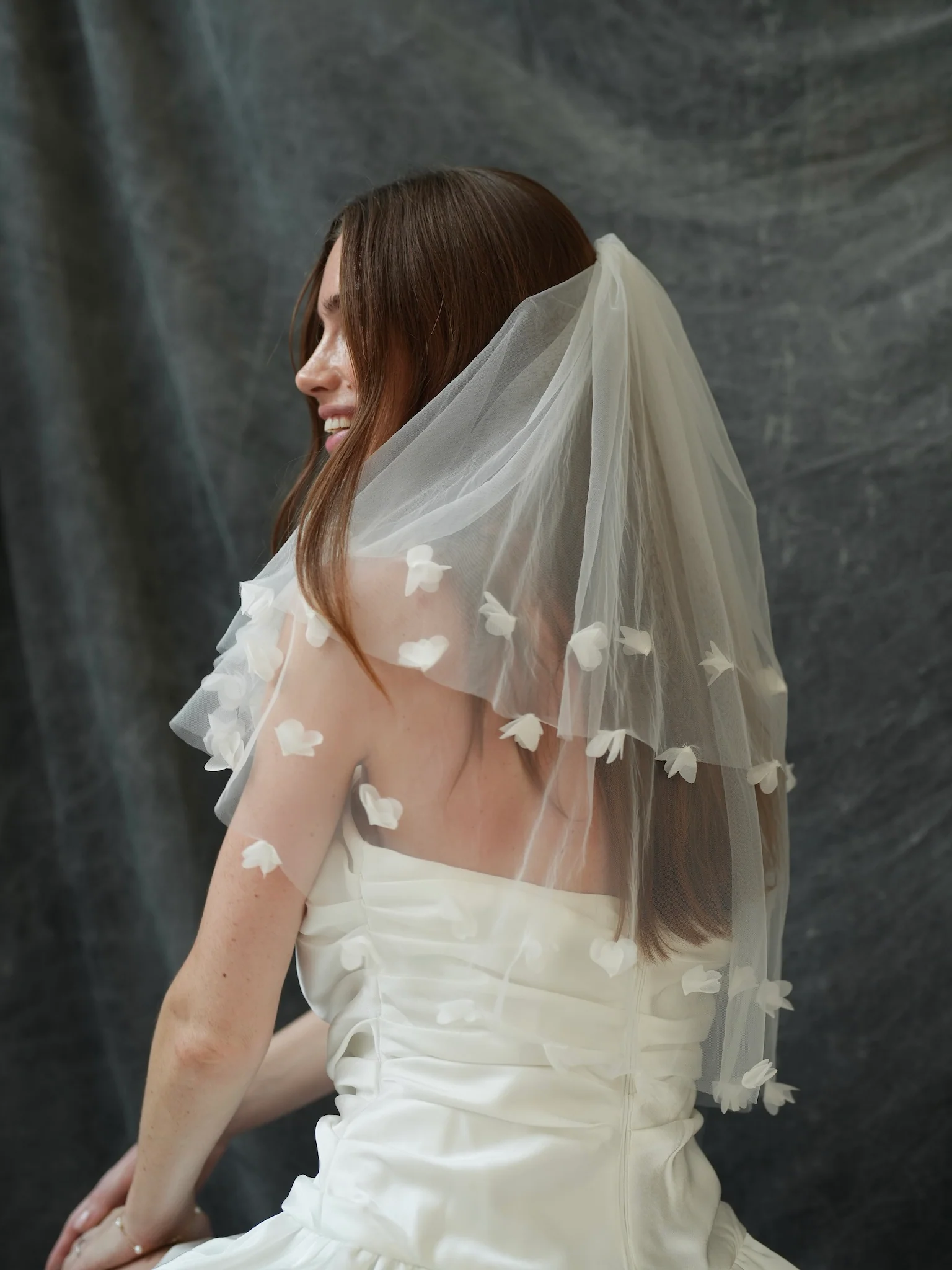 Mini 3D Flower Short Two Tier Bachelorette Veil - Image 5