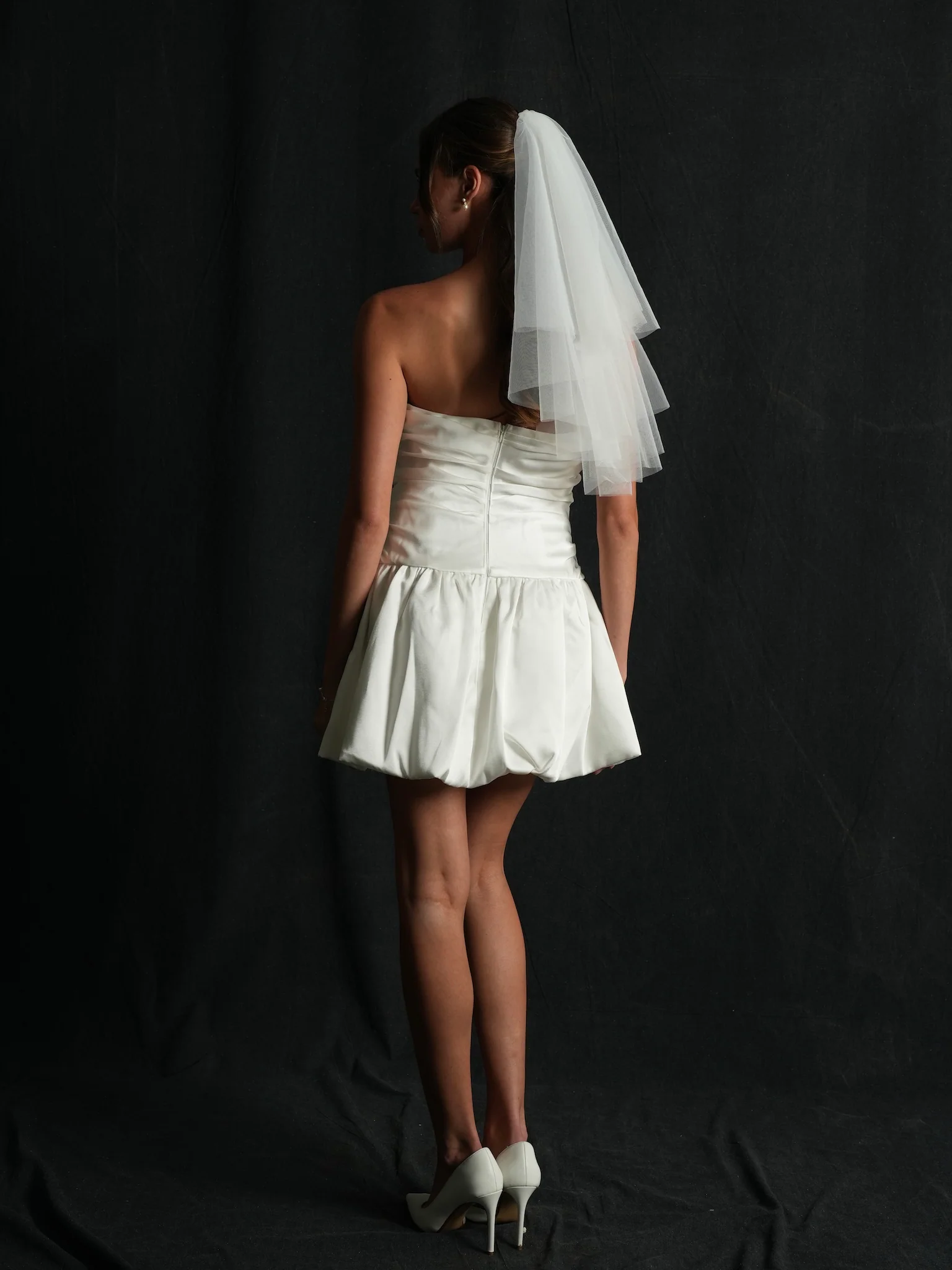 Mini Simple Plain Short Two Tier Bachelorette Veil - Image 9