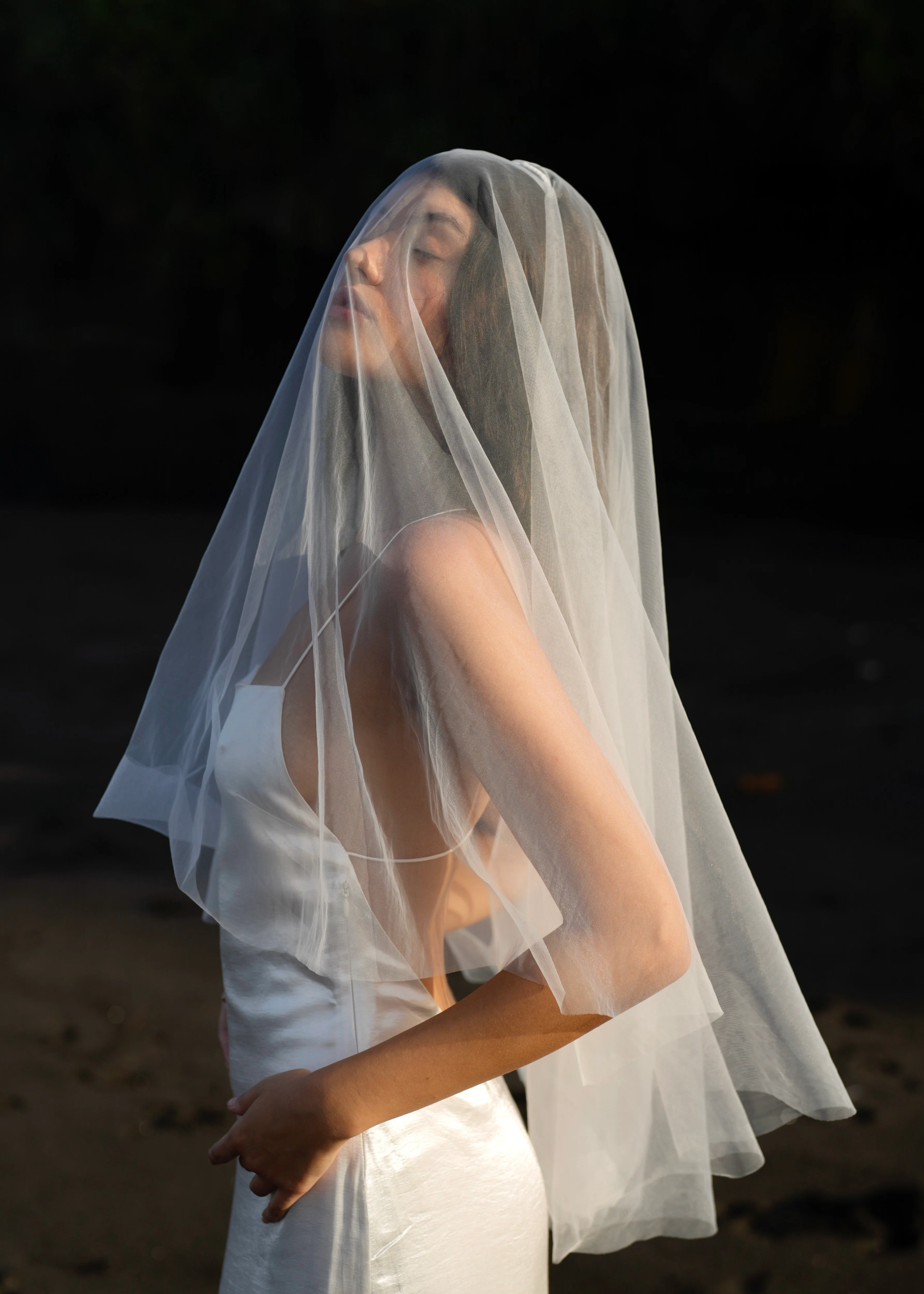 Short Simple Plain Classic Veil, Fingertip Length, Two Tier - Image 3