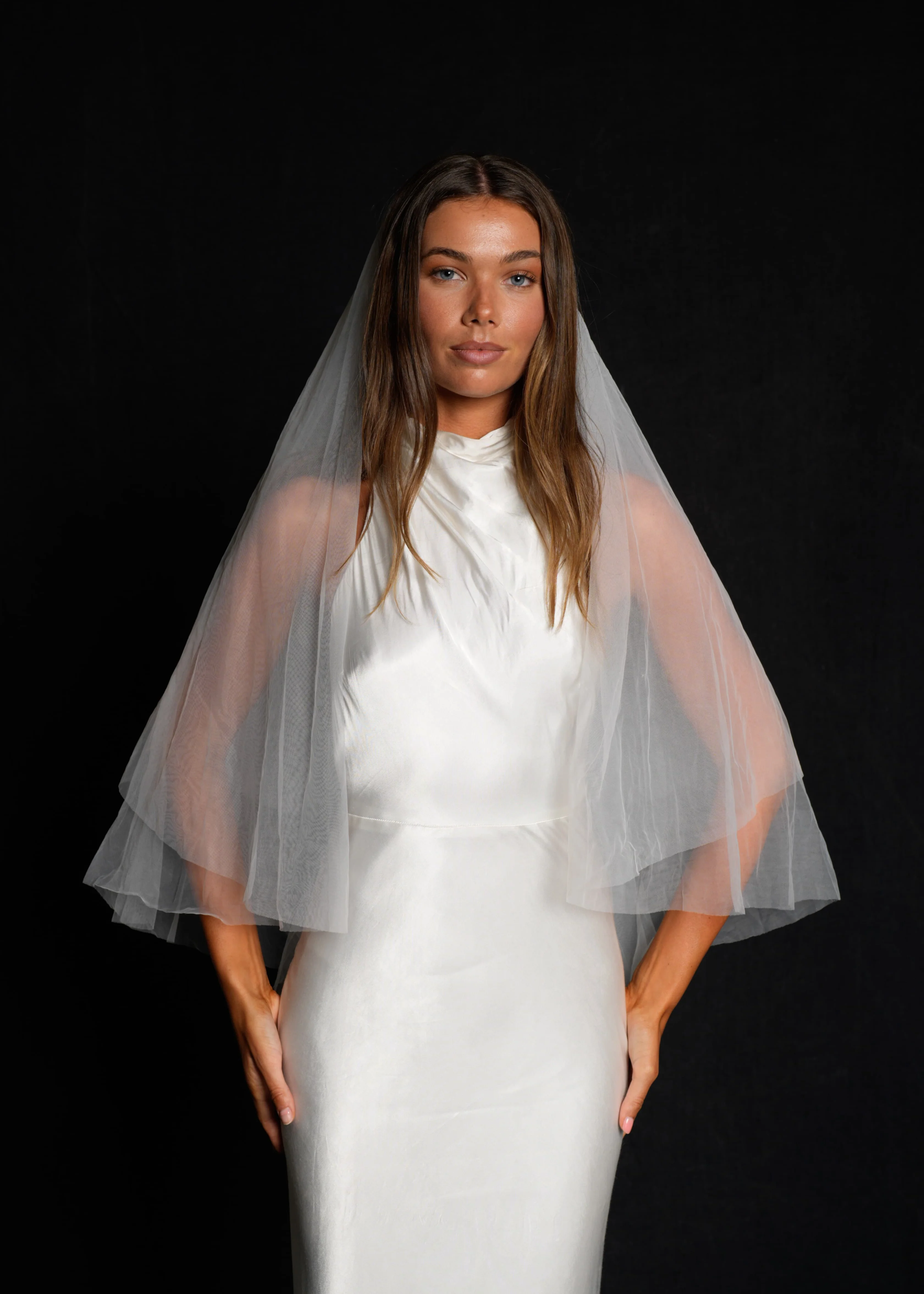 Short Simple Plain Classic Veil, Fingertip Length, Two Tier - Image 8