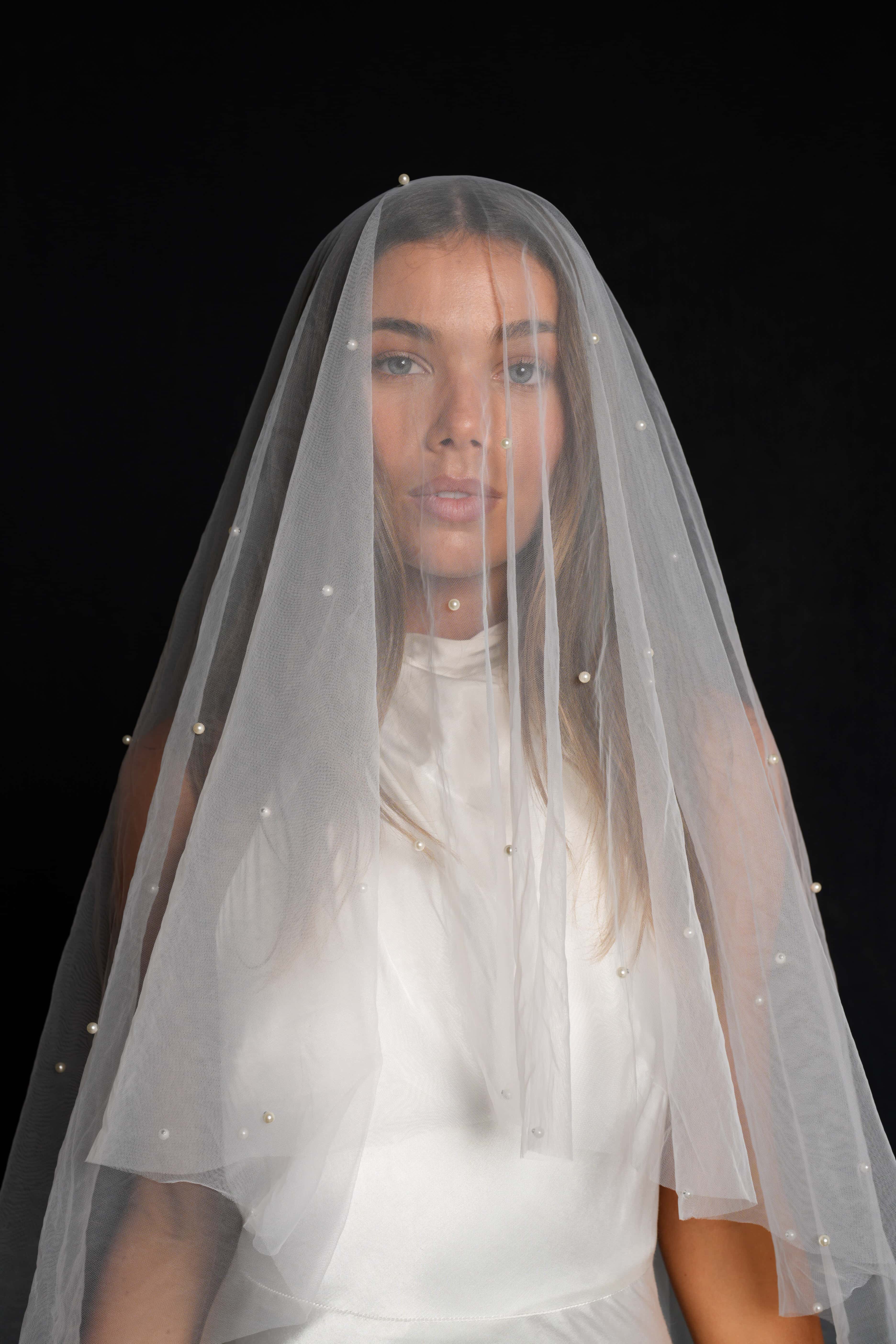 Pearl Veil, Two Tier, Cathedral Length - Image 8