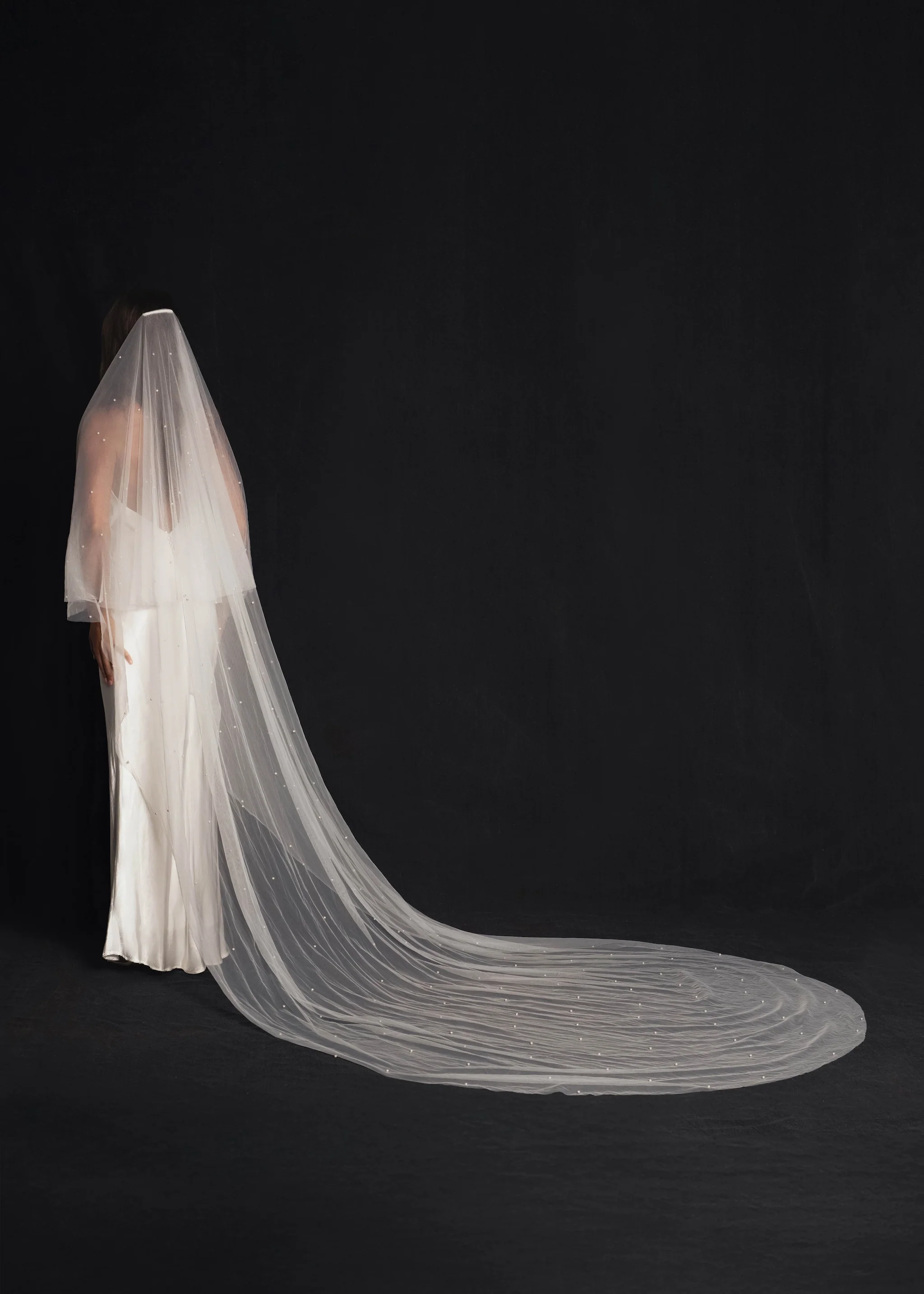 Pearl Veil, Two Tier, Cathedral Length - Image 9